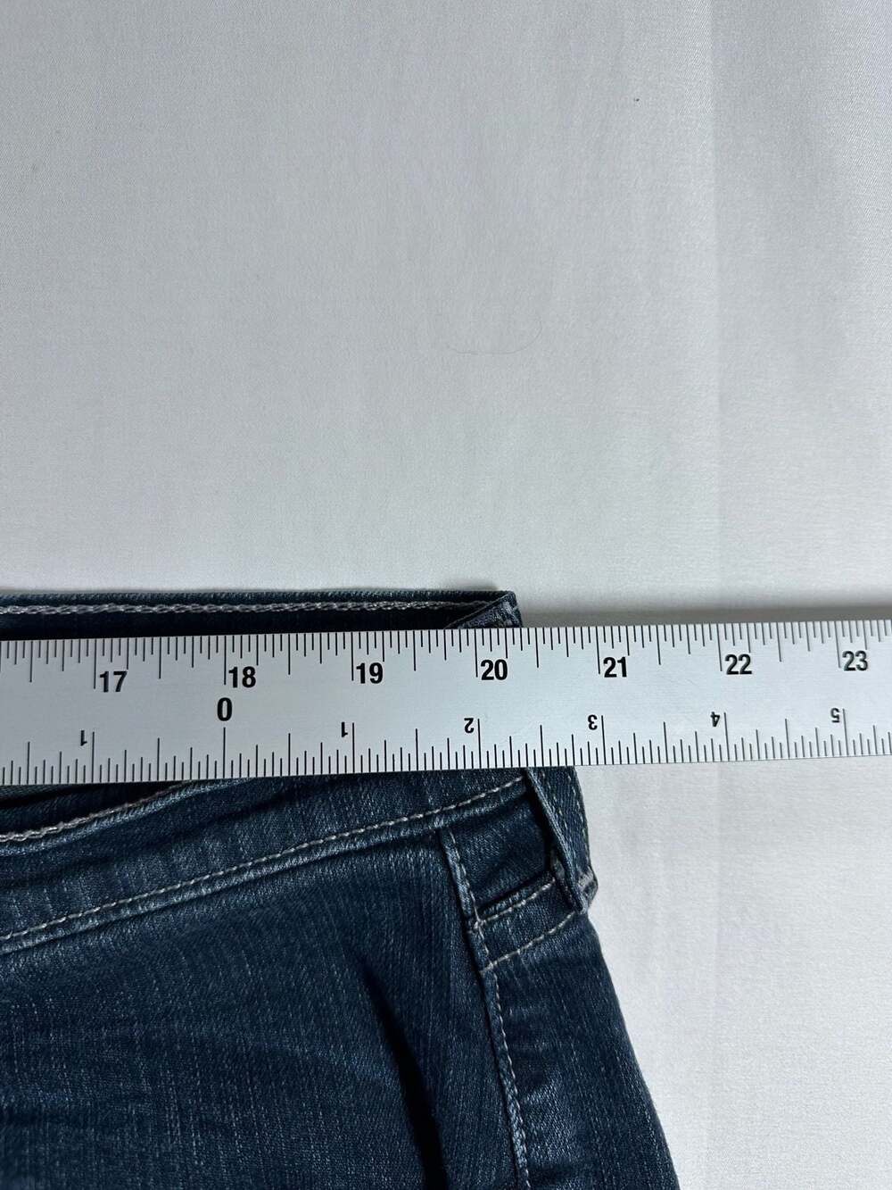 Levi's 559 Relaxed Straight Fit Waterless Jeans W42 L32 Mens - Picture 15 of 16